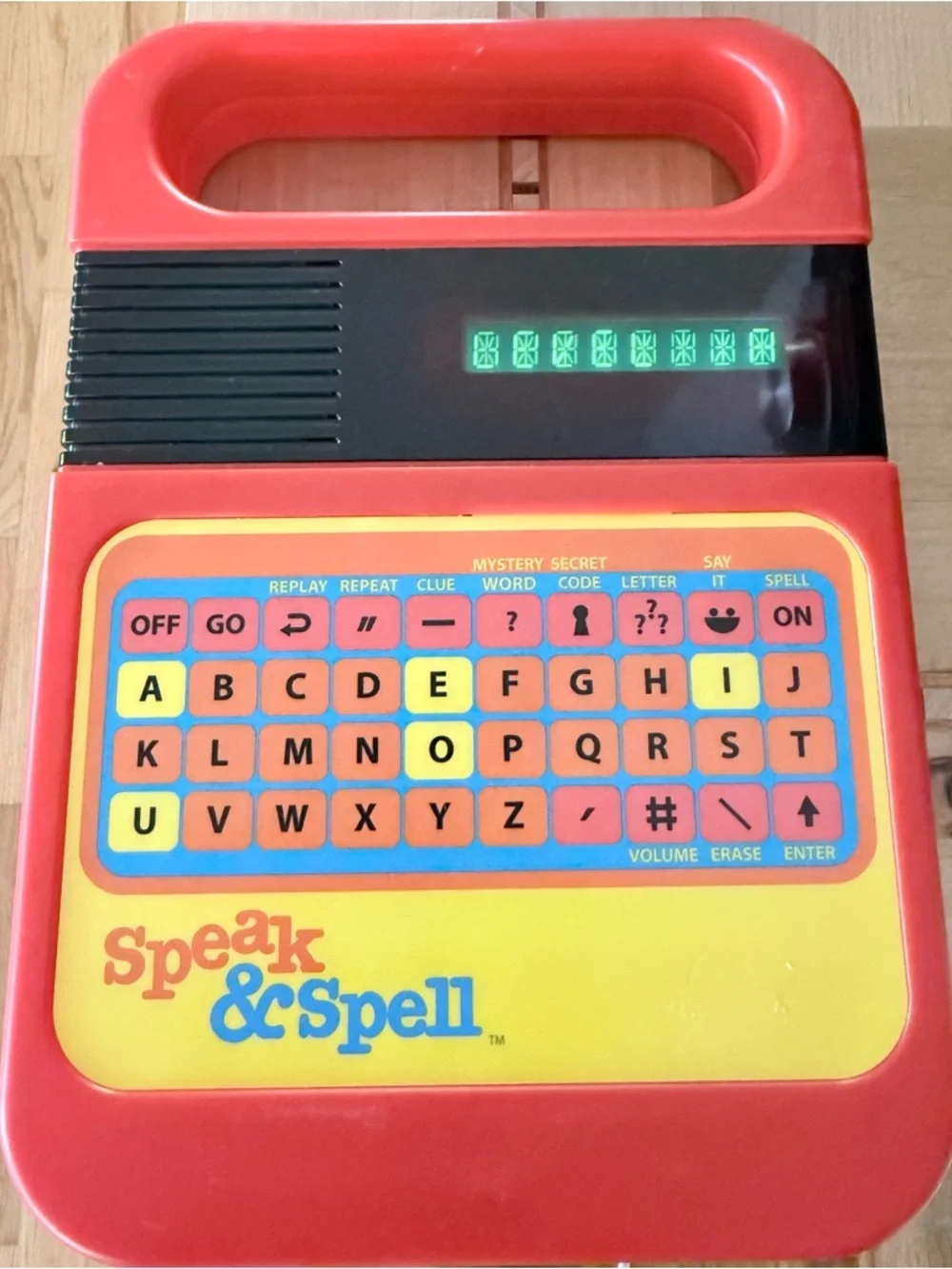 Speak & Spell electronic learning toy Trademark Of Kahootz LLC Works Great